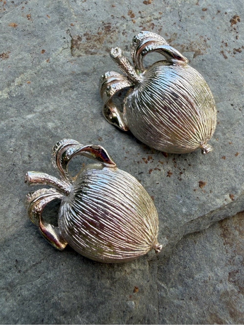 Vintage Sarah Coventry Silver Apple Clip-On Earrings